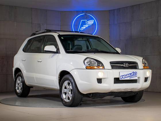 HYUNDAI TUCSON 2.0 MPFI GLS 16V 143CV 2WD FLEX 4P AUTOMÁTICO HYUNDAI TUCSON 2.0 MPFI GLS 16V 143CV 2WD FLEX 4P AUTOMÁTICO